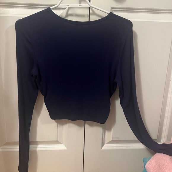 Sunday Best Bliss Cropped Longsleeve - Picture 3 of 5